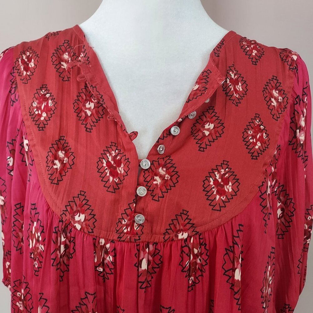 Anthropologie Red & Pink Drapey Henley Top Size Med - Picture 7 of 11